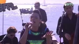 Caro Emerald -  'Back It Up' Live @Pampus