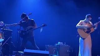 Big Thief - Little Things (Live @ Manchester Academy)