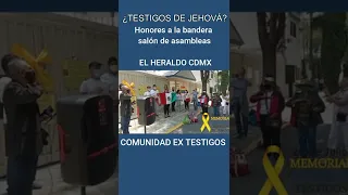 Ex testigos haciendo honores a la bandera frente a SALON DE ASAMBLEAS #JW #testigosdejehova