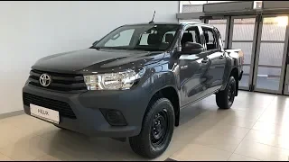 Обзор базовый Toyota Hilux за 2306000 руб