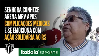 SEU NOME, SEU BAIRRO: SENHORA SE EMOCIONA COM TREINO ABERTO DO ATLÉTICO EM SOLIDARIEDADE AO RS