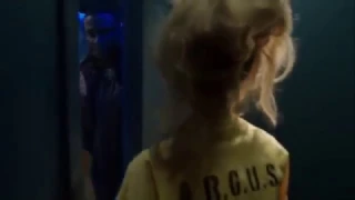 Arrow - Harley quinn - DELETED SCENE