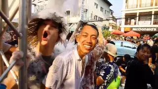 The Best Songkran HD Video - Chiang Mai, Thailand 2010 - The whole experience.