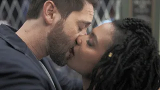 New Amsterdam 4x03 / Kissing Scenes — Max and Helen (Ryan Eggold and Freema Agyeman)