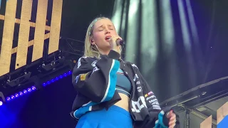 Lolo Zouaï - Blue (Live) @ We Love Green 2019