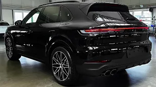 Porsche Cayenne (2024) - Sport SUV in Details