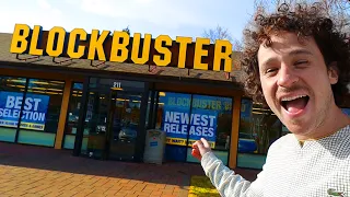 This is the LAST Blockbuster left in the world 😱🎬.