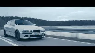 BLUE LAKE - BMW M5 E39 WINTER RIDE | JVKUB Media