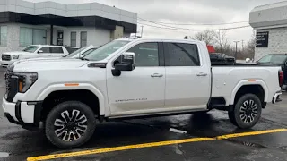 2024 GMC 3500 Denali Ultimate