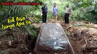 Lagi Cari Kayu Bakar Nemu Mobil Terkubur Di Hutan, Pas Di Gali Isinya Mengejutkan