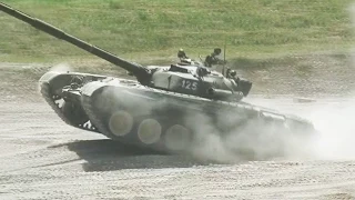 Panzerdemo am 6. Int. Militärfahrzeugtreffen Full