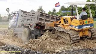 Incredible Dump Trucks Stuck In Dirt Processing and Recovery By Powerful Bulldozer KOMATSU D20P