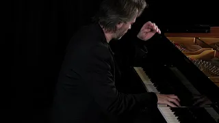 Alexey Stanchinsky's Prelude performed by Peter Jablonski