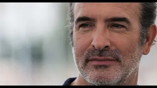 "J’habitais à côté du Bataclan" : Jean Dujardin se souvient des attentats du 13-Novembre