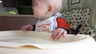 Kai Tries Peas for the First Time.m4v