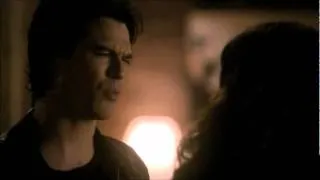 Damon y Katherine ante la mordedura de hombre lobo (EP 2x21)