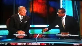 Mark May & Lou Holtz argue