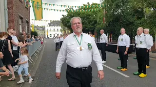 Schützenfest VHV Laach 2023 - Regimentsabnahme Klompenumzug 16.09.2023 - Abbruch Umzug wegen Regen