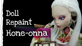 I'm not who you think i am! Hone-onna doll repaint.