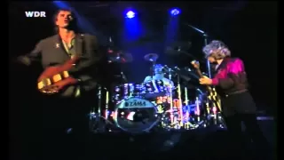 The Police - The Bed's Too Big Without You (live in Hamburg '80)