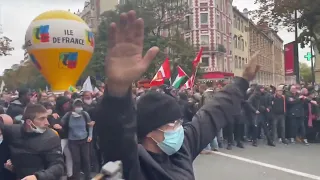 Попытка полиции Франции спровоцировать протестующих на агрессию.