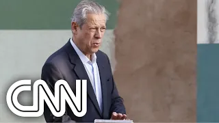 Pena de José Dirceu cai de oito para quatro anos | CNN 360°