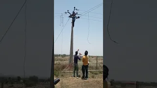 11 kv line dismantling work ⚡#electrical #mseb #distribution #ht #electricalengineering #shifting