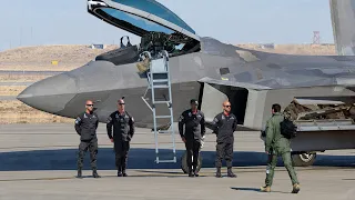 US F-22 Raptor Pilot Jump Into His Aircraft And Take Off at Full Afterburner