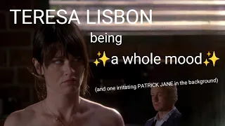 Teresa Lisbon being a whole mood (and one irritating patrick jane in the background)