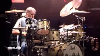 Deep Purple - The Mule w/ Ian Paice Drum Solo - August 15, 2015