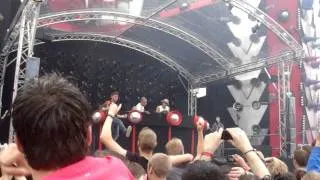 Defqon.1 Festival 2011 - Main Stage - Headhunterz vs Psyko Punkz - Disrespect (HQ)