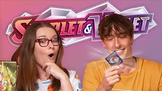 NEW Pokemon Trading Card Game: SCARLET AND VIOLET UNBOXING!