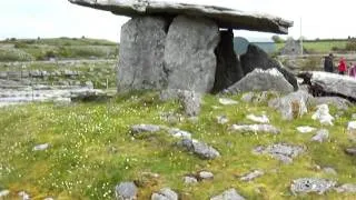 Poulnabrone Dolmen, Co. Clare. Ireland 29.05.2010.