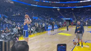 Standing ovation for Warriors’ Klay Thompson as he enters Chase Center court