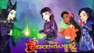 Mal Fights Maleficent To Protect Auradon! Daughter Moana Helps Disney Descendants 2 doll episode 8