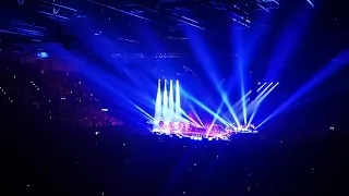 Take That "Everything changes but you" performance including Robbie Williams