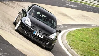 Clio 3 RS vs Clio 3 RS and a strange BMW - Nordschleife 09.08.2015