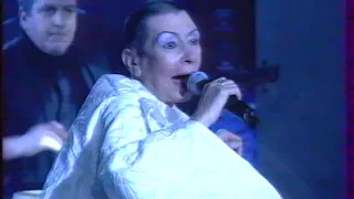 Brigitte Fontaine -  Conne (Live NPA 1999)