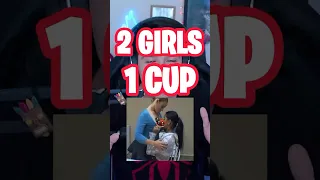 EL VIDEO MAS ASQUEROSO de TODO INTERNET que NO DEBES VER 💀 "2 girls 1 cup"