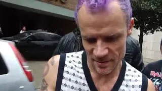 Flea of the RHCP with fans