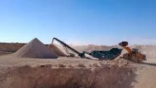 Powerscreen XH500 Crushing Limestone