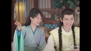 #lostyouforever BTS Yang Zi braided Deng Wei's hair