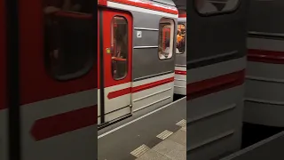 #Чехия #Прага #Европа  Пражское метро.