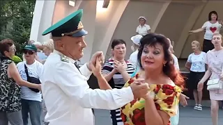 ТЫ ОПЯТЬ МНЕ СНИШЬСЯ НОЧЬЮ,СЛАДКИЙ СОН МОЕЙ ЛЮБВИ!!!