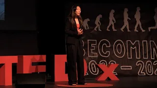 Life Becoming Art | Eujin (Jini) Kim | TEDxValenciaHighSchool