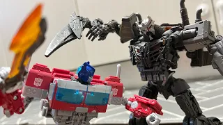 Optimus Prime vs Scourge | Transformers Stop Motion Rise of the Beasts