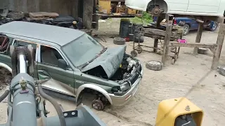 Friday Car Smashing....In 3D 🧐