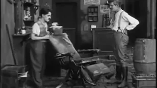 Чарли Чаплин Парикмахер | Charlie Chaplin hairdresser, barber