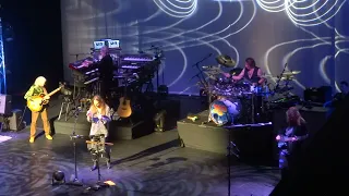 YES  Paris  Pleyel  20.05.2024      Band Introduction..... Roundabout