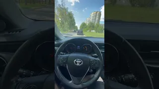 2017 TOYOTA AURIS TOURING SPORTS запуск двигателя